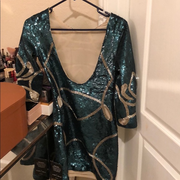 Party dress - Picture 3 of 6